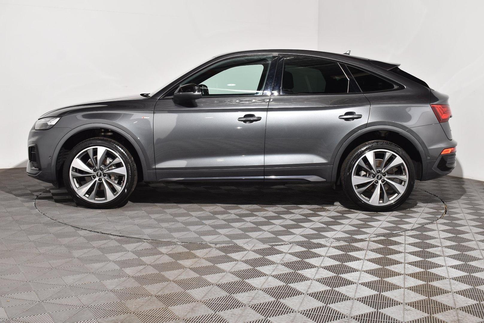 2021 Audi Q5 45 TFSI S line — photo 11