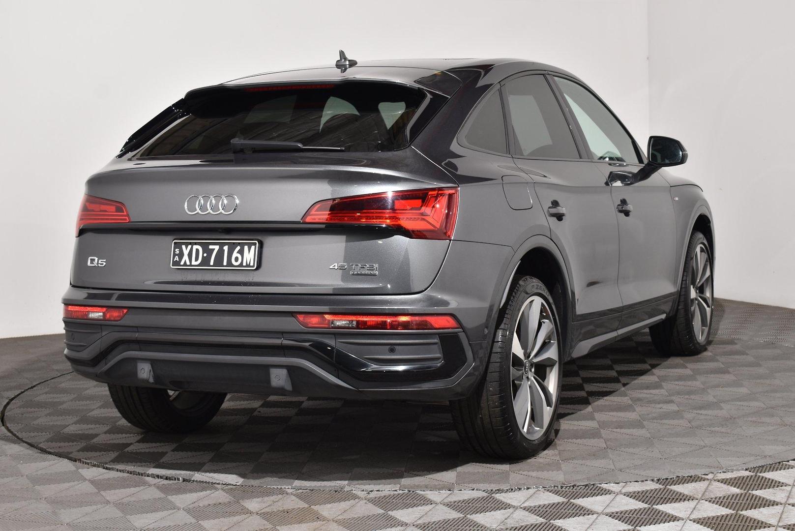 2021 Audi Q5 45 TFSI S line — photo 14