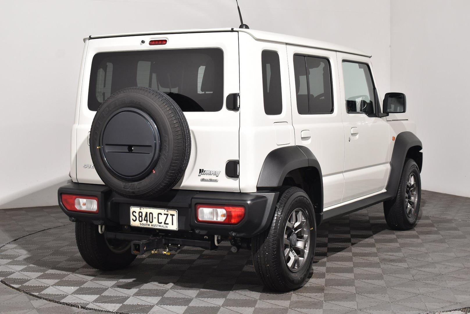 2023 Suzuki Jimny XL — photo 14
