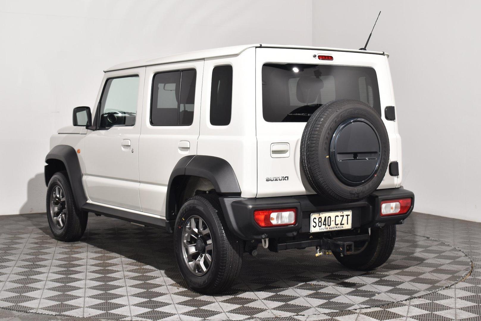 2023 Suzuki Jimny XL — photo 2