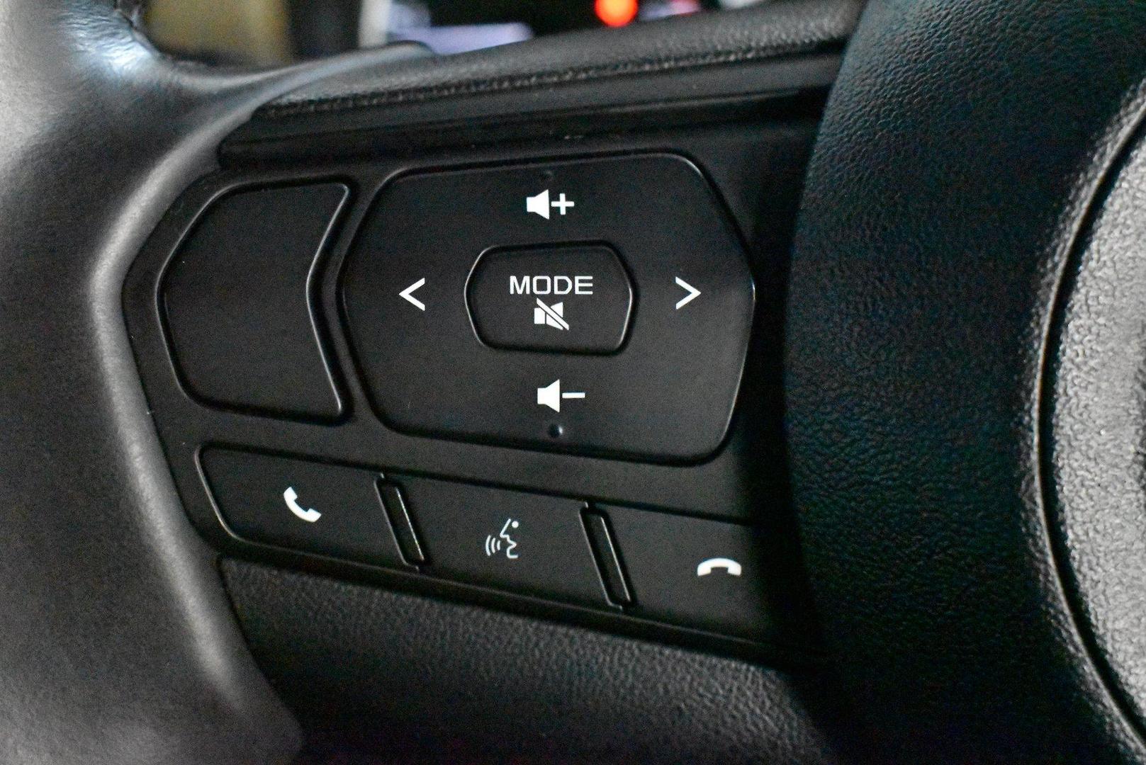 2024 Mazda BT-50 SP — photo 21
