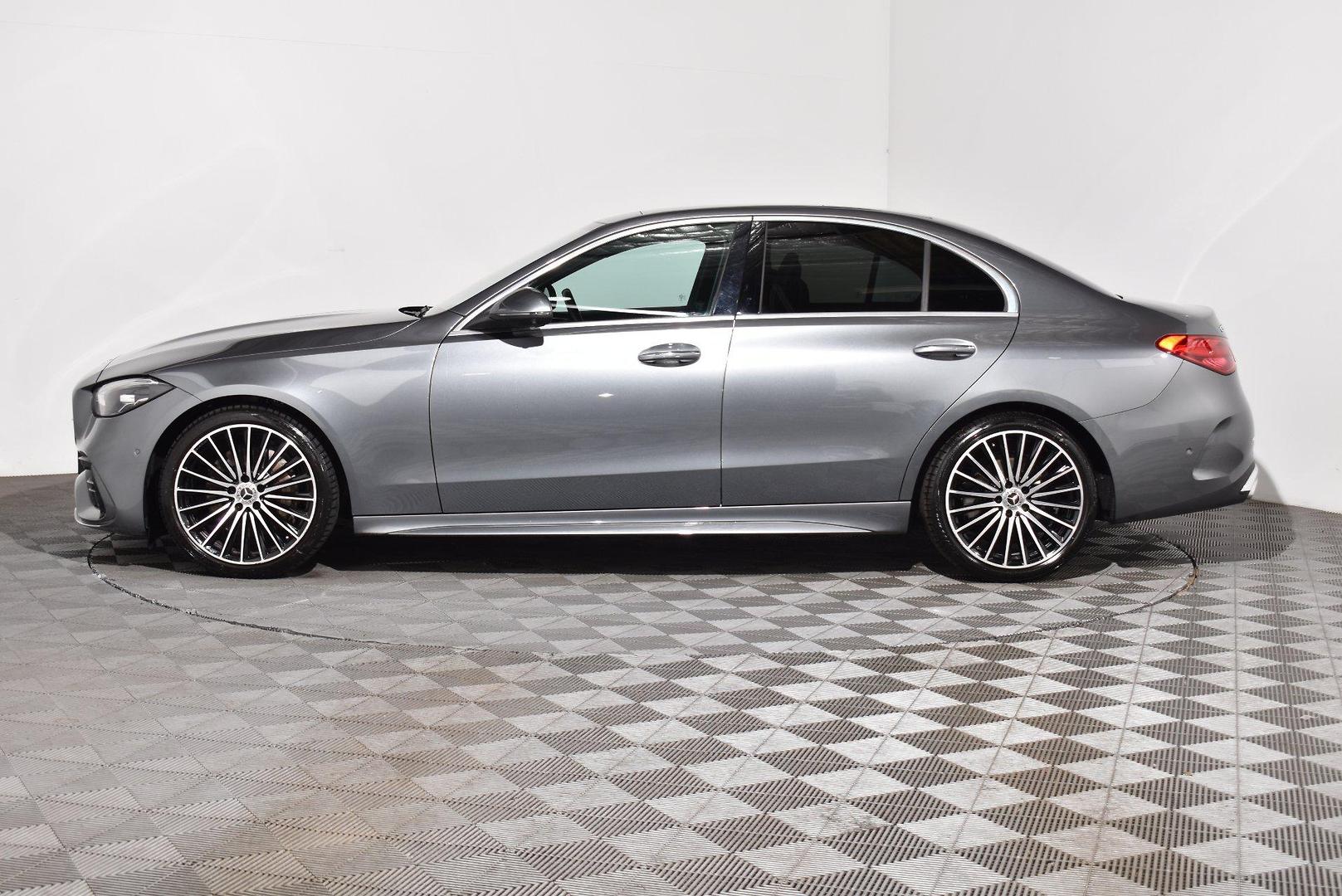 2022 Mercedes-Benz C-Class C300 — photo 11