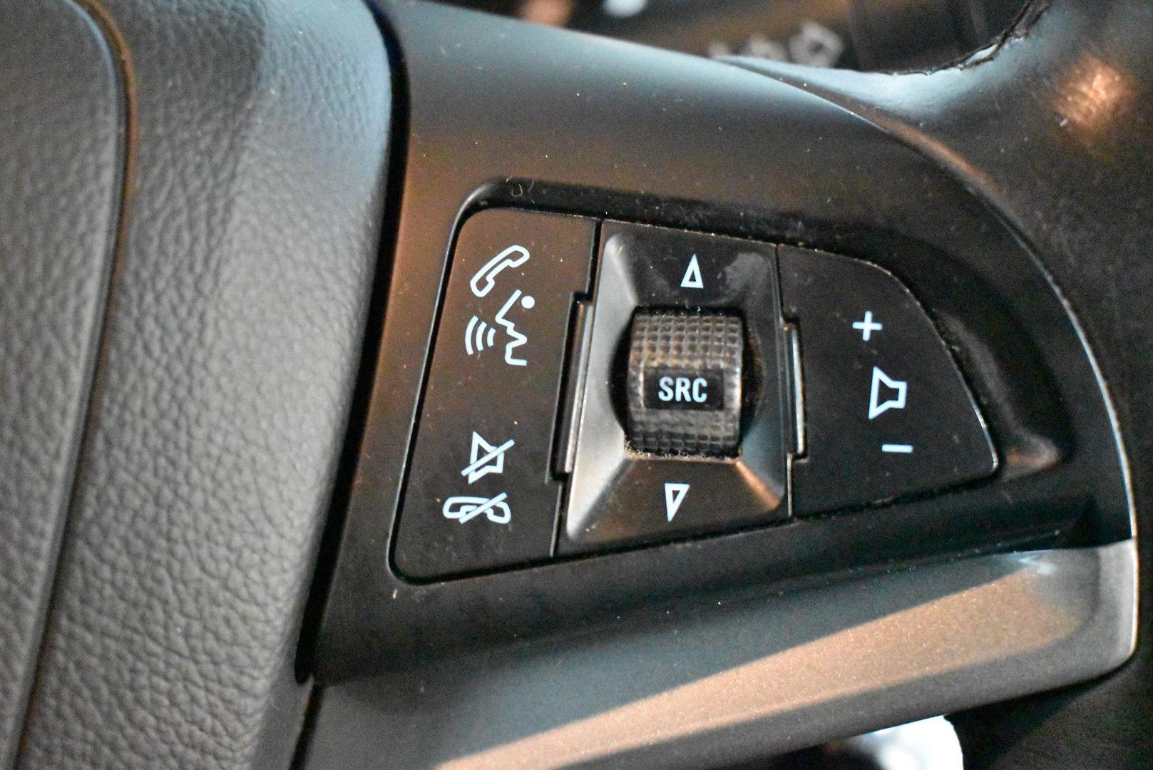 2015 Holden Trax LS — photo 22