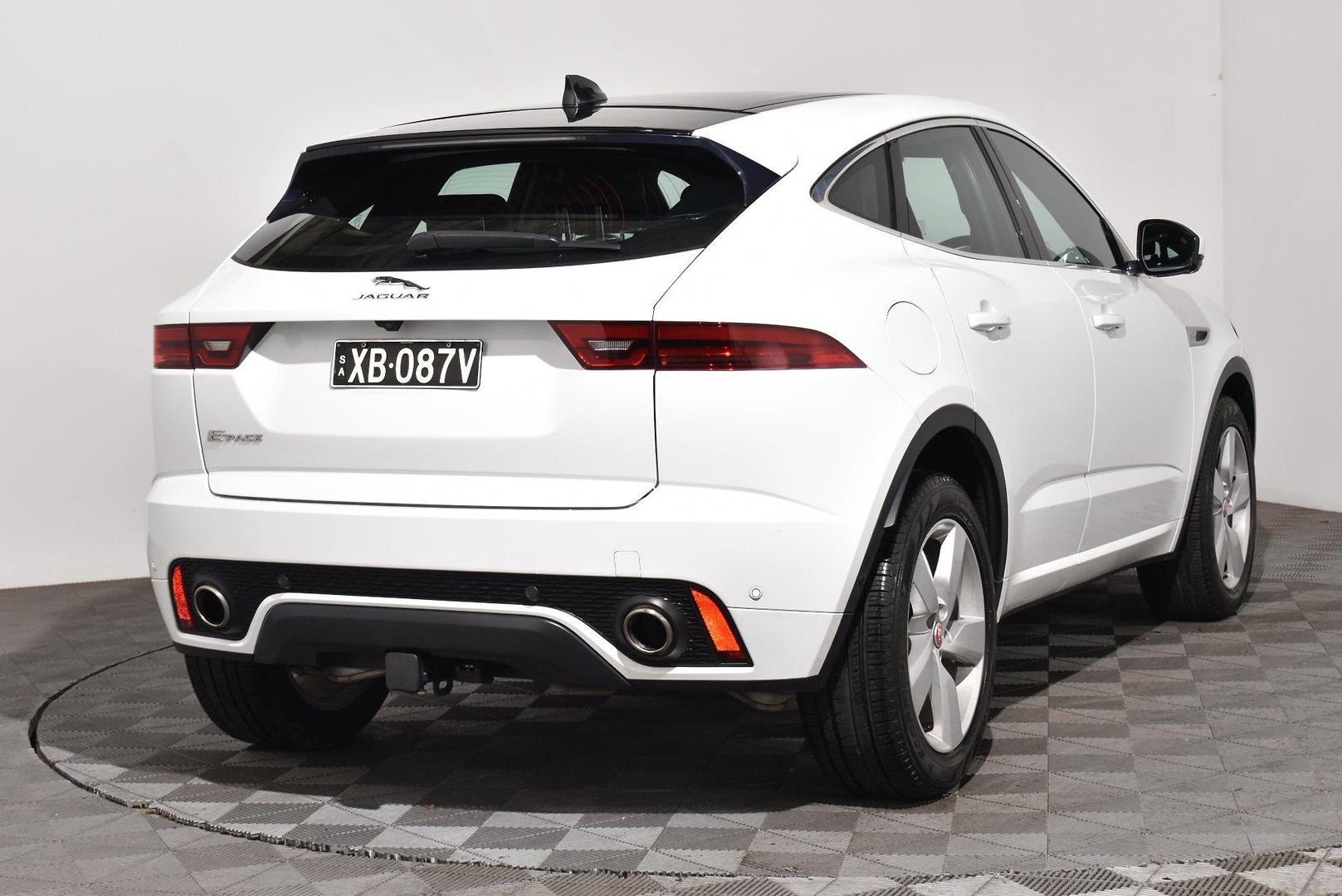2021 Jaguar E-PACE P250 RDynamic S — photo 14