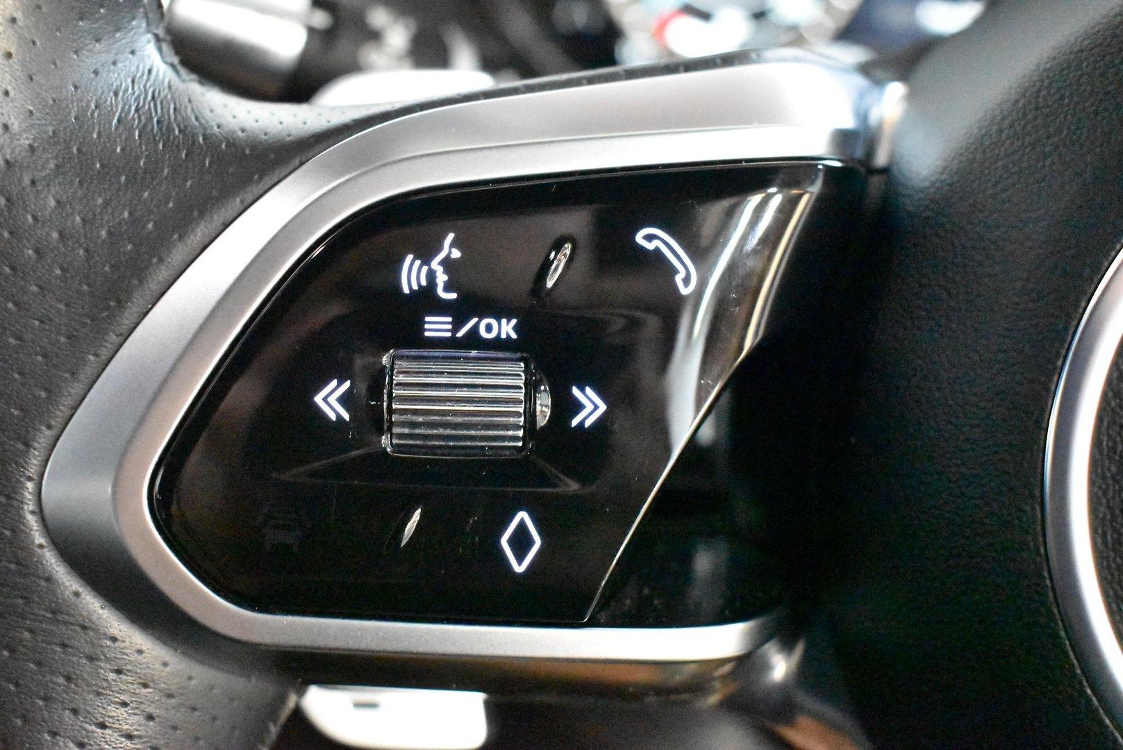 2021 Jaguar E-PACE P250 RDynamic S — photo 21