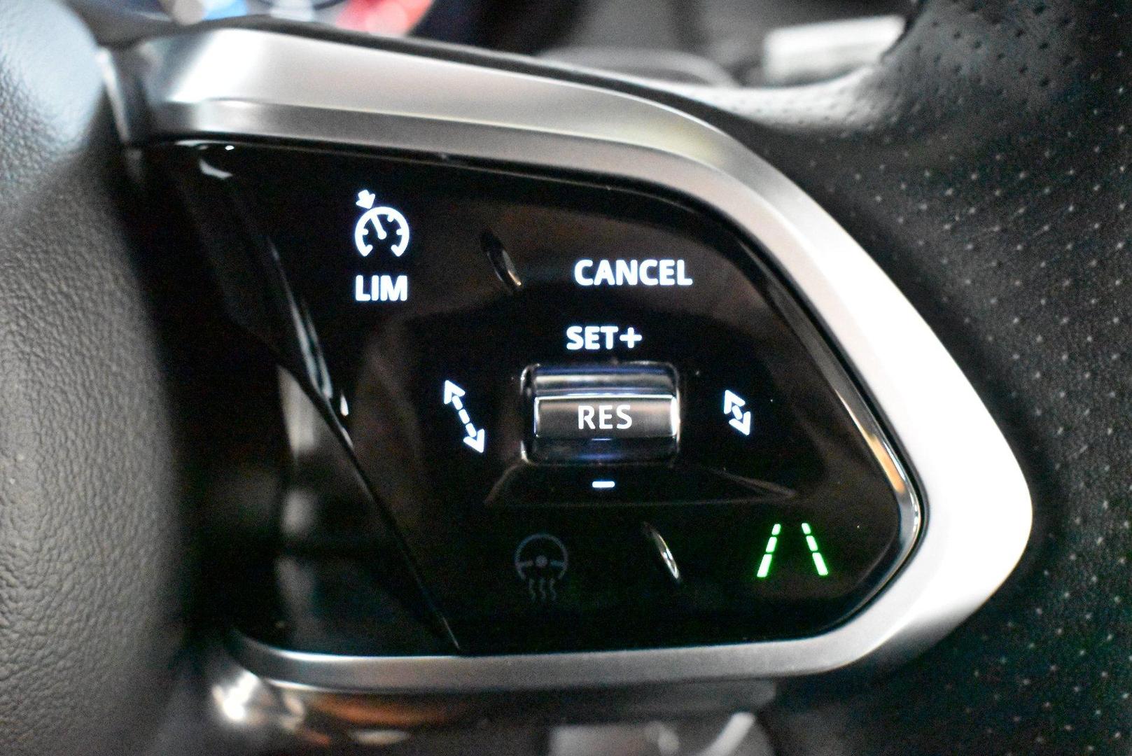 2021 Jaguar E-PACE P250 RDynamic S — photo 22