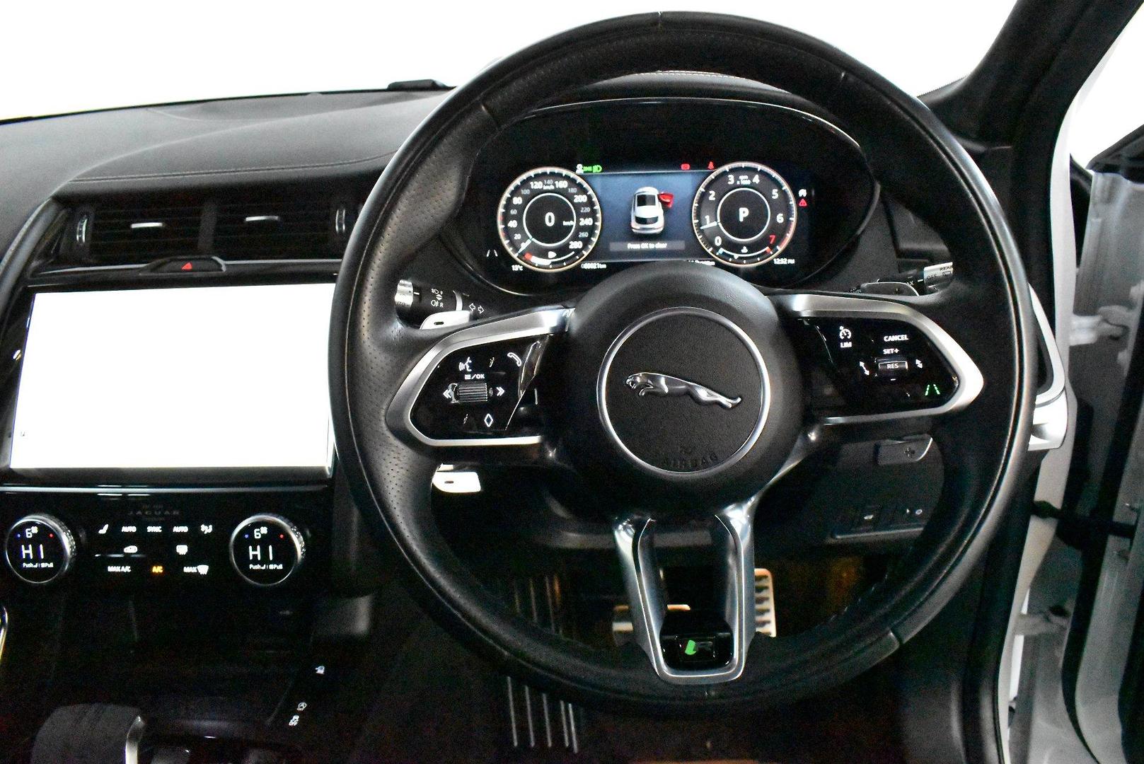 2021 Jaguar E-PACE P250 RDynamic S — photo 5
