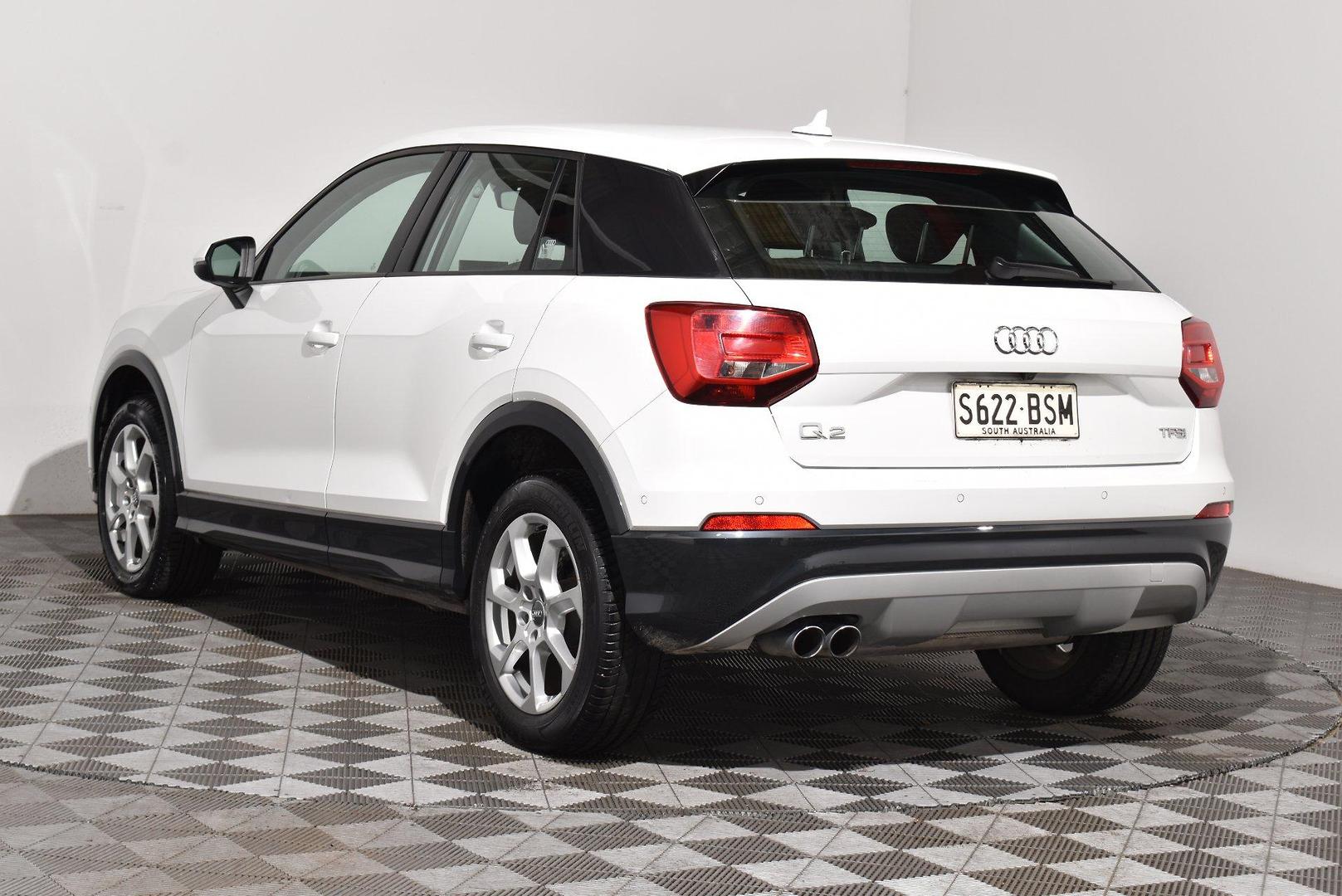 2017 Audi Q2 design — photo 2