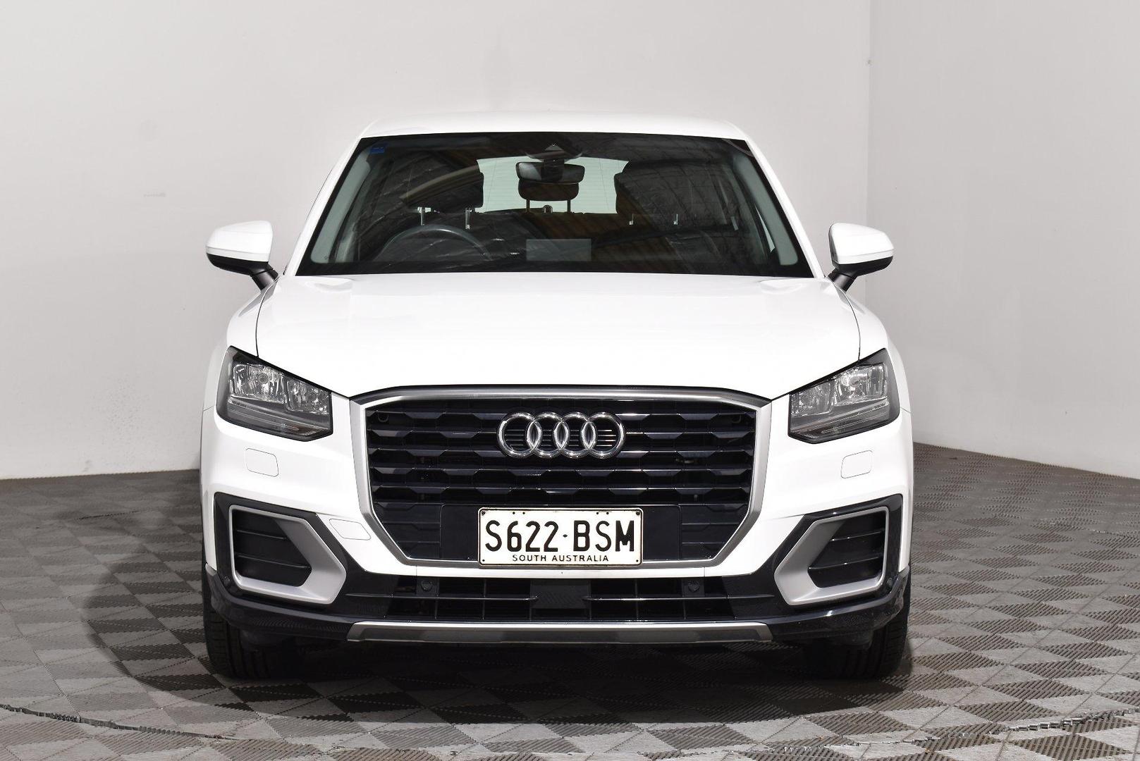2017 Audi Q2 design — photo 3