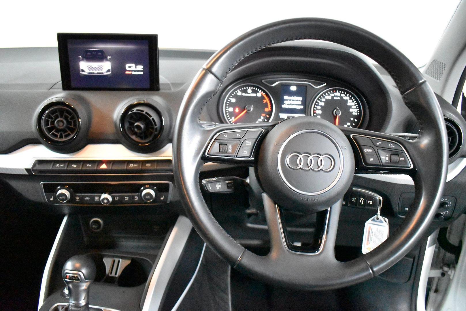 2017 Audi Q2 design — photo 5