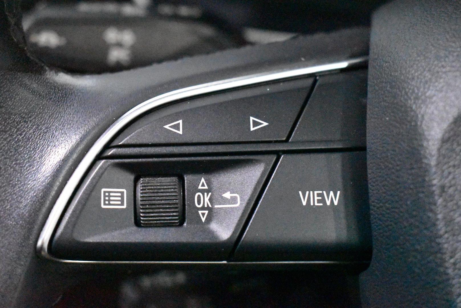 2022 Audi Q3 35 TFSI S line — photo 21
