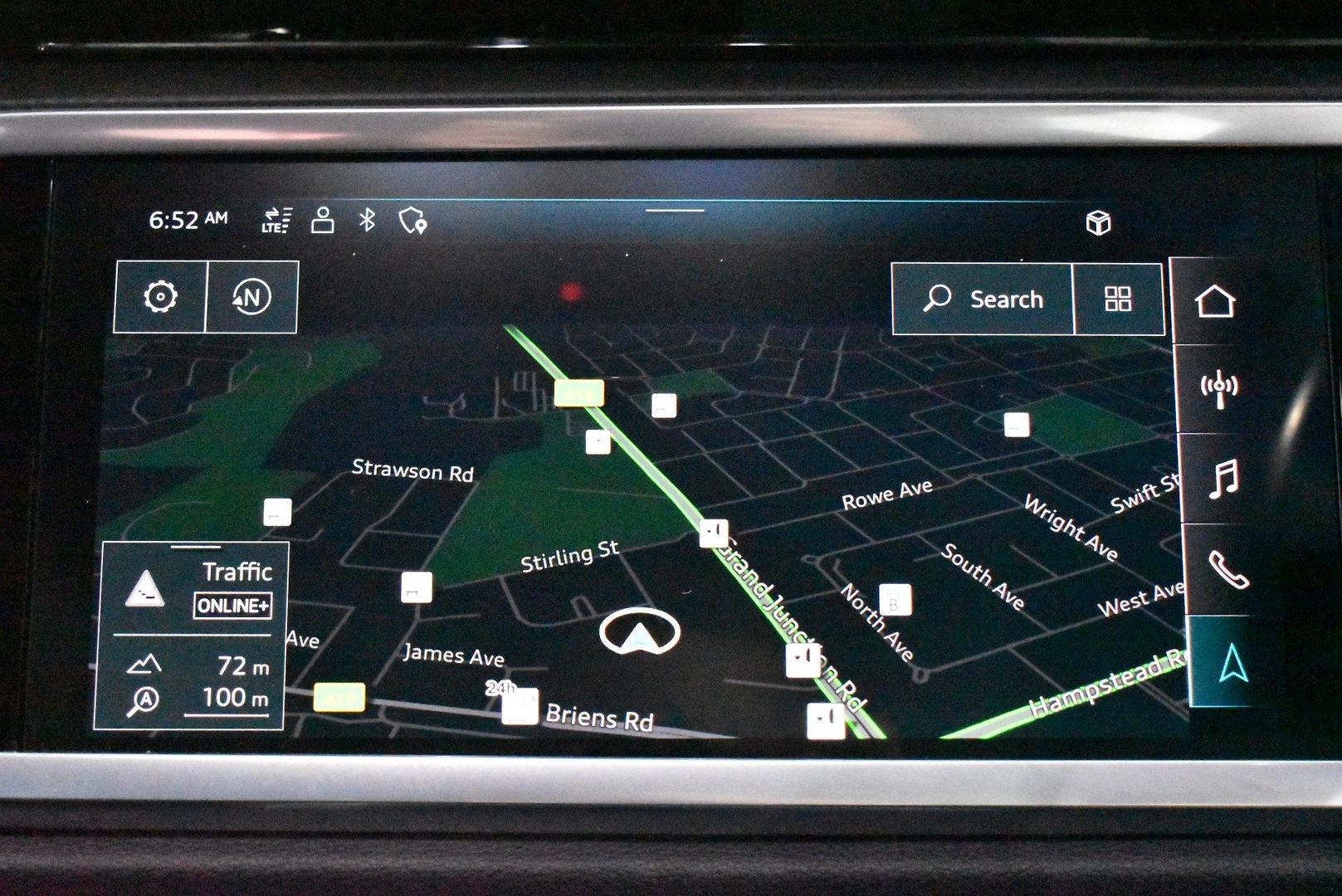 2022 Audi Q3 35 TFSI S line — photo 23