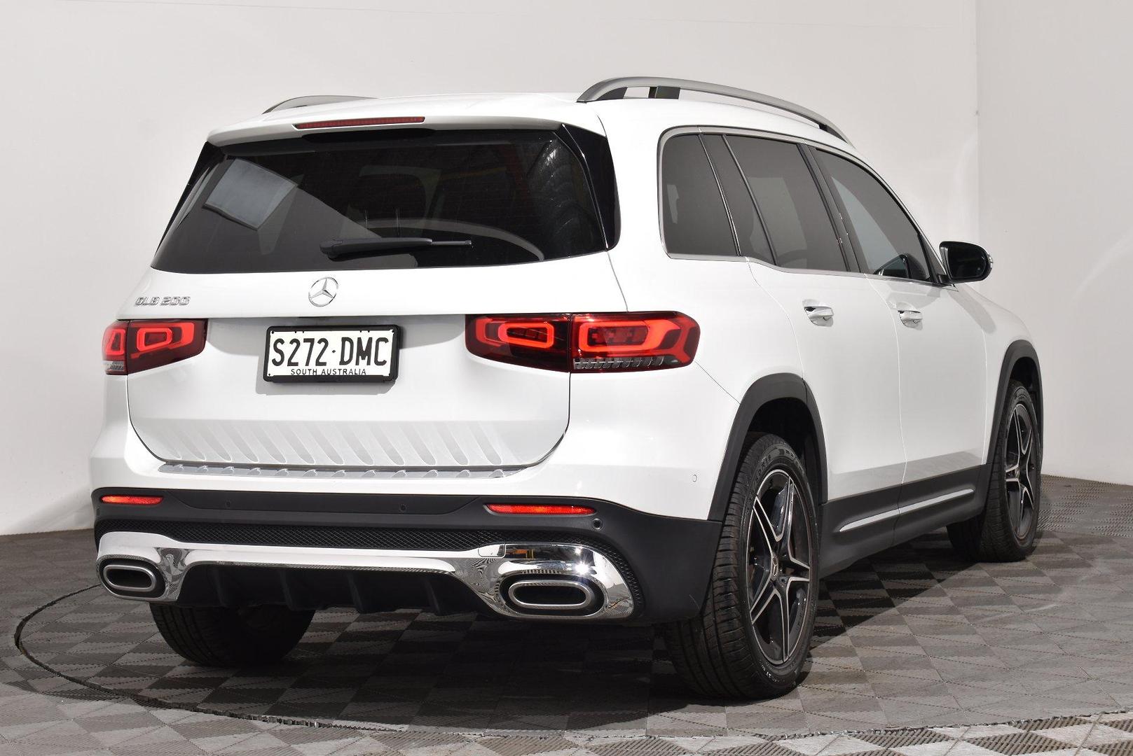 2022 Mercedes-Benz GLB-Class GLB200 — photo 14