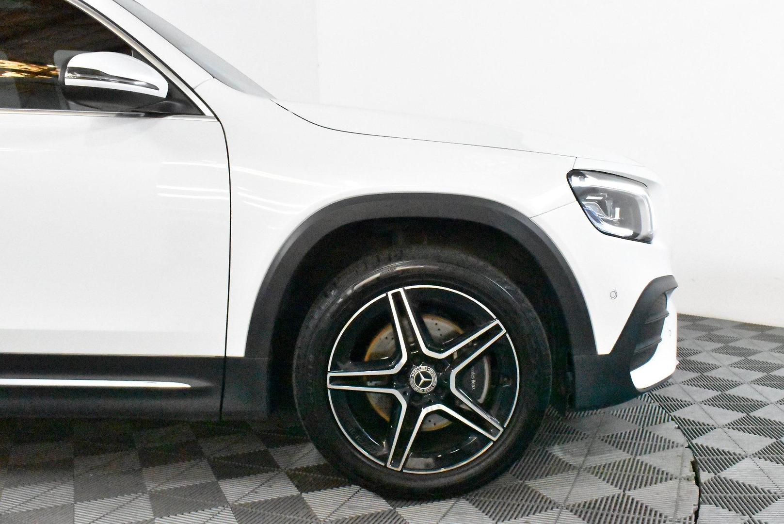 2022 Mercedes-Benz GLB-Class GLB200 — photo 18