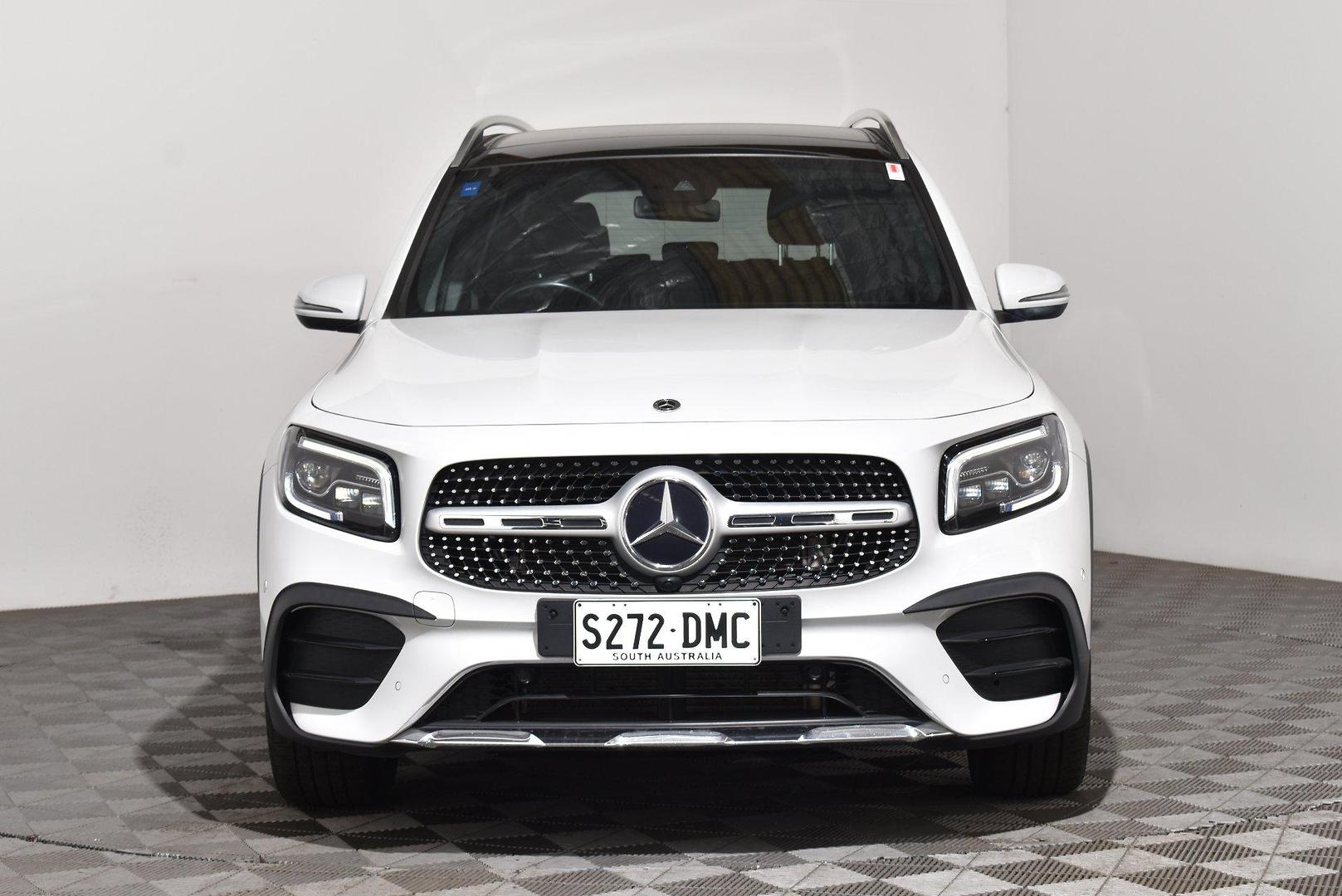 2022 Mercedes-Benz GLB-Class GLB200 — photo 3