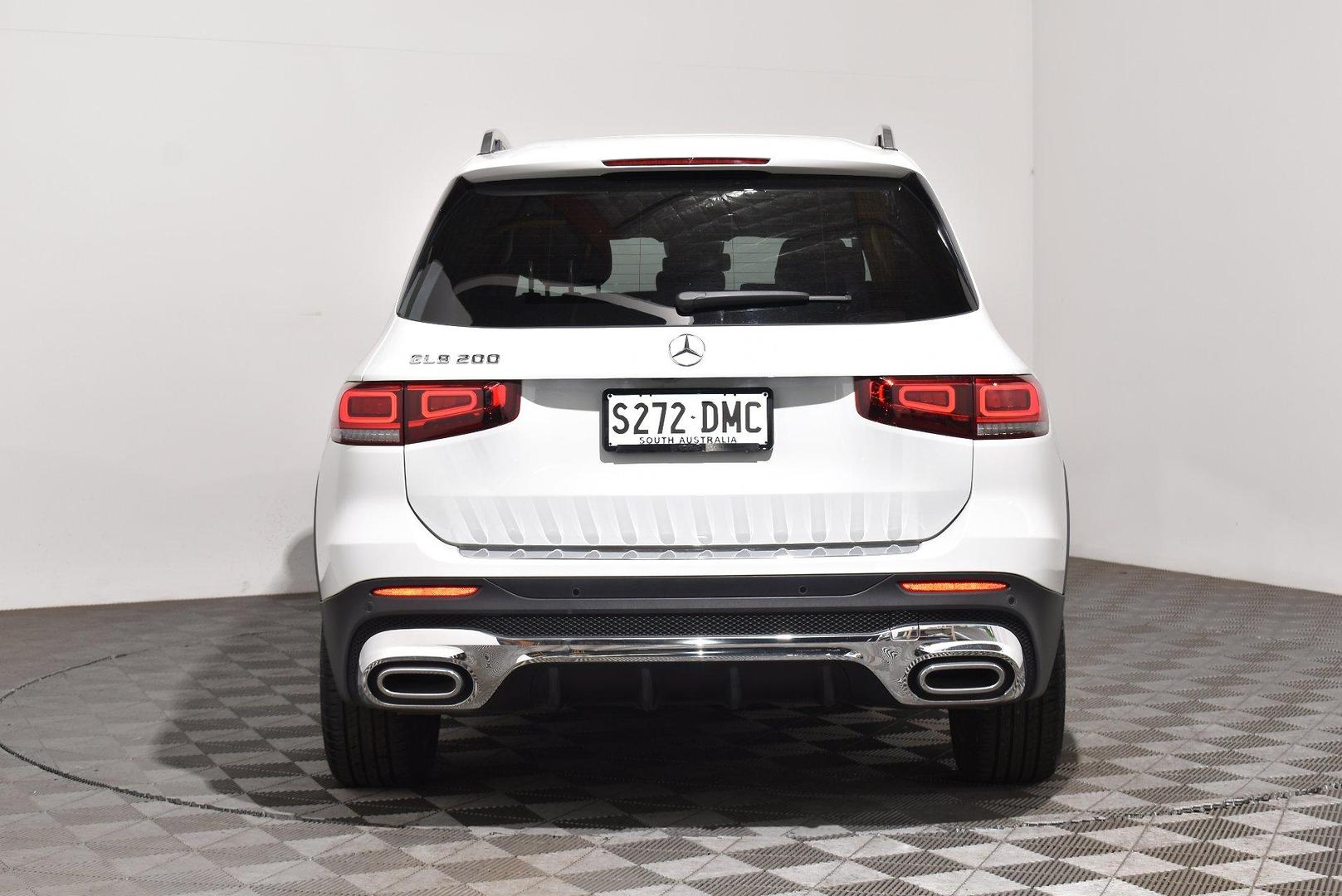 2022 Mercedes-Benz GLB-Class GLB200 — photo 4