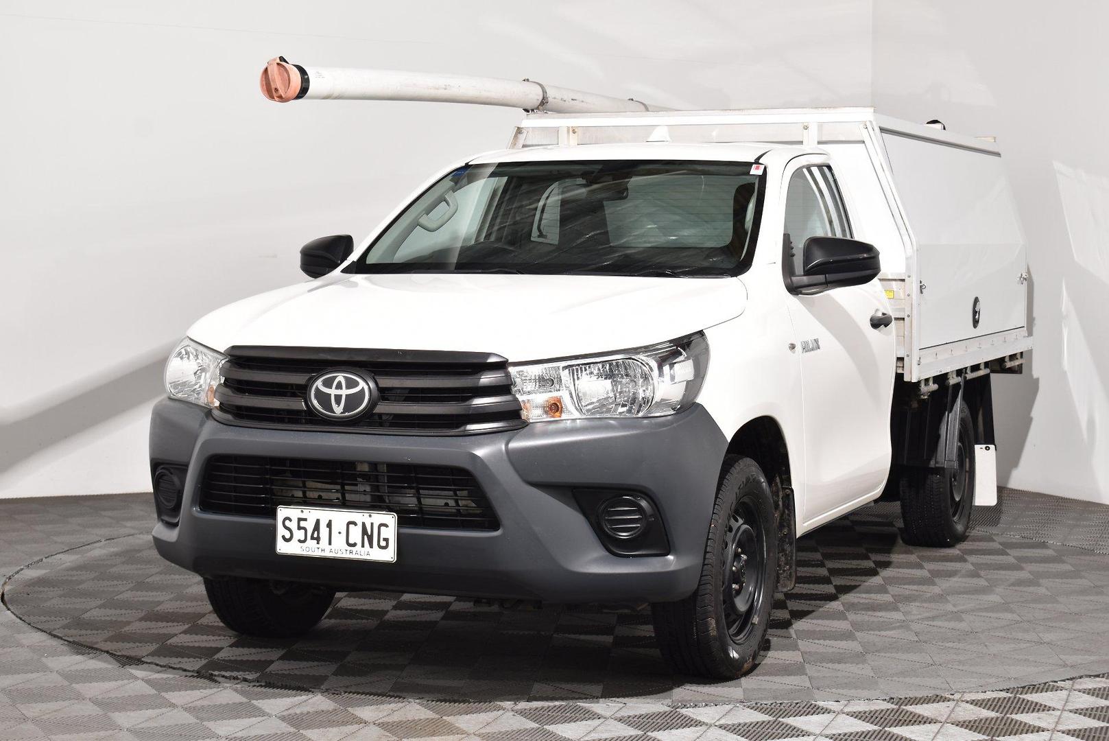 2021 Toyota Hilux Workmate — photo 12