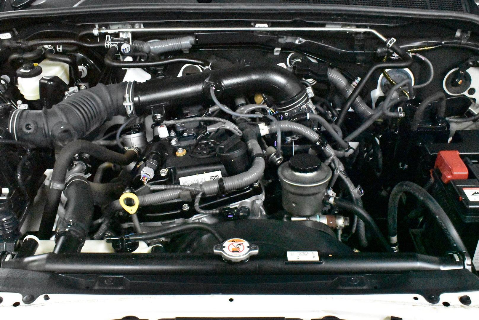 2021 Toyota Hilux Workmate — photo 16