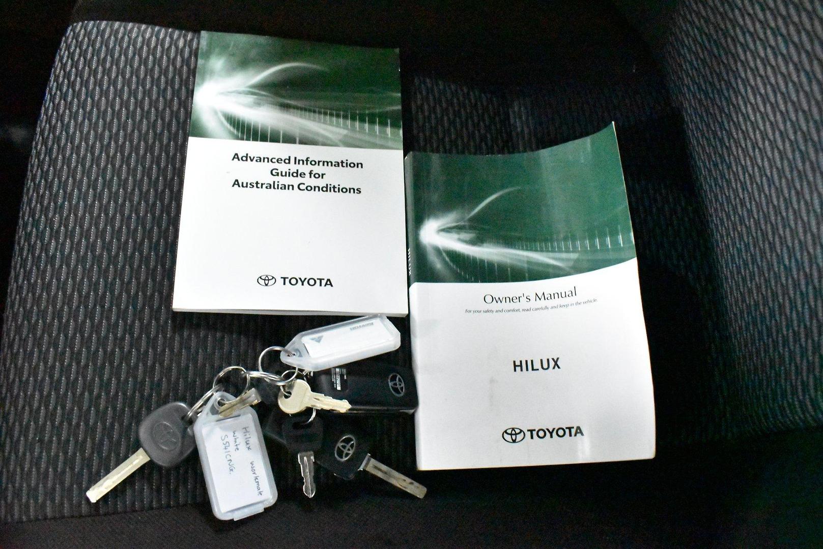 2021 Toyota Hilux Workmate — photo 24