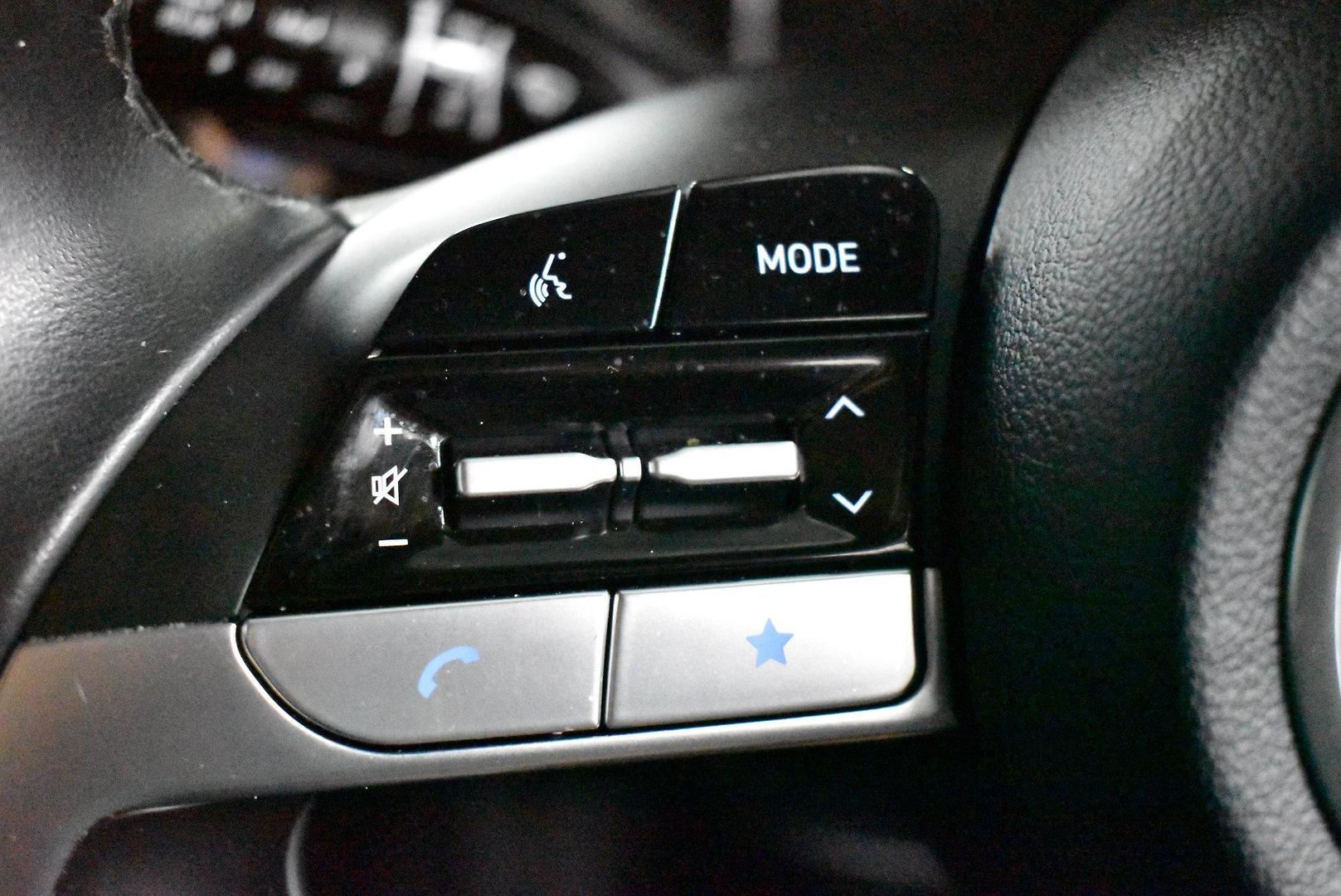 2021 Hyundai Tucson Elite — photo 21