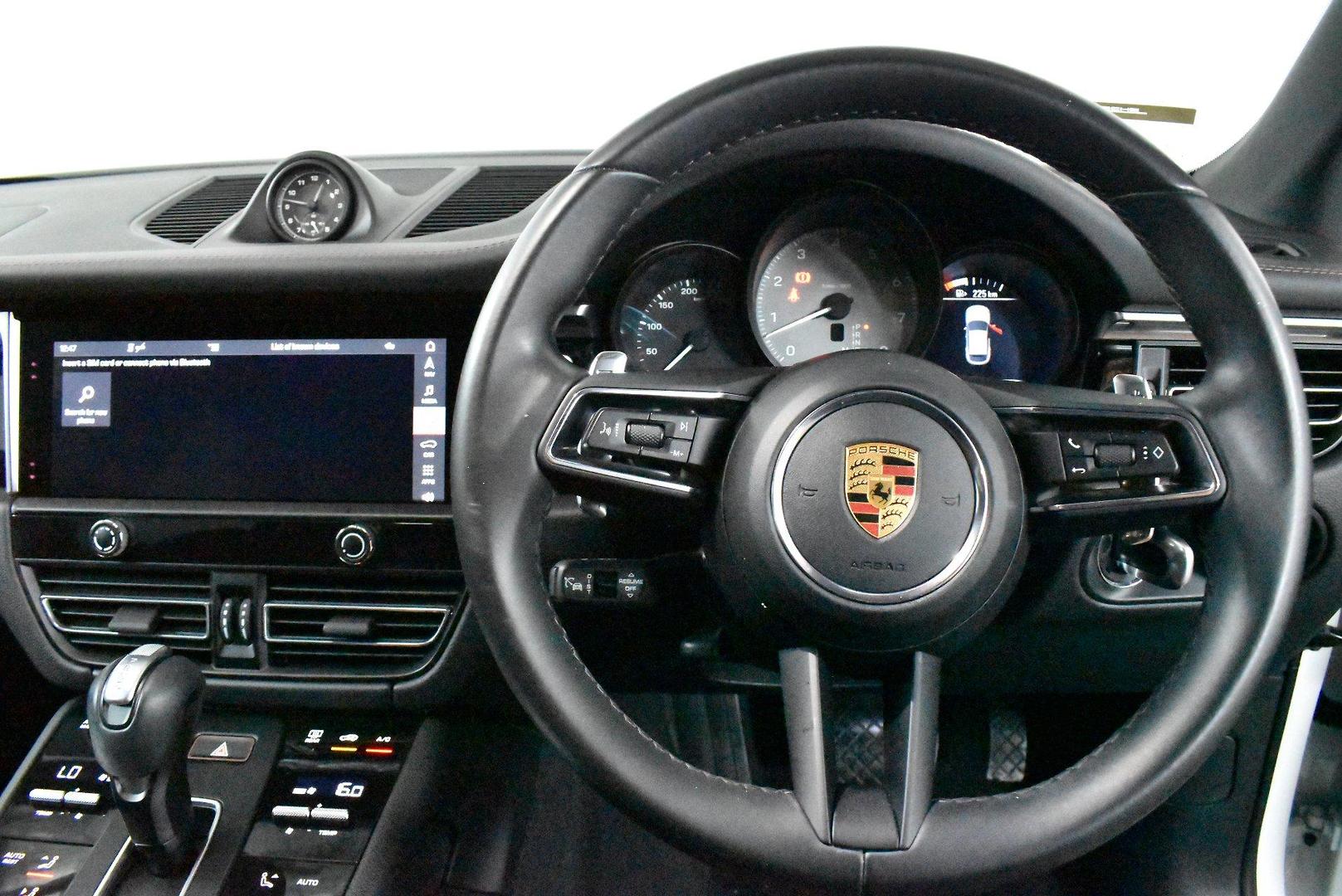 2022 Porsche Macan S — photo 5
