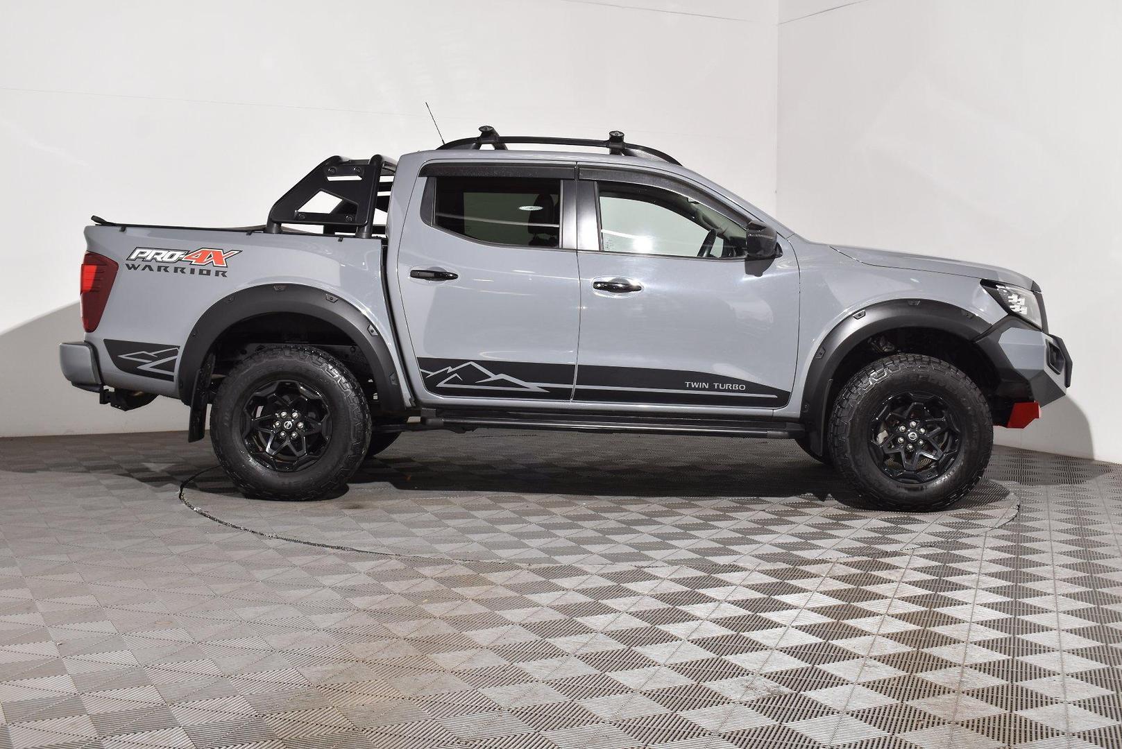 2023 Nissan Navara PRO4X Warrior — photo 10