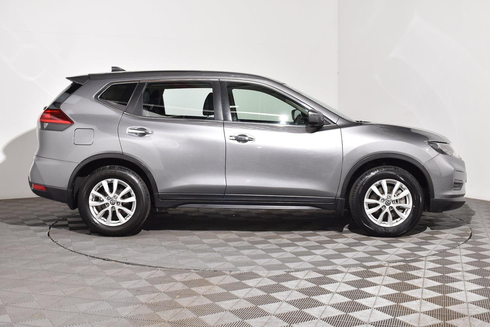 2020 Nissan X-TRAIL ST — photo 10