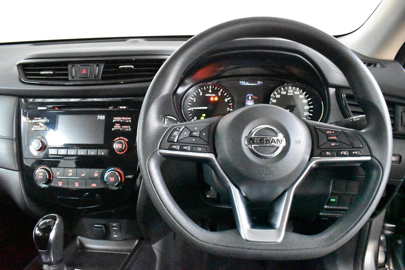 2020 Nissan X-TRAIL ST — photo 5
