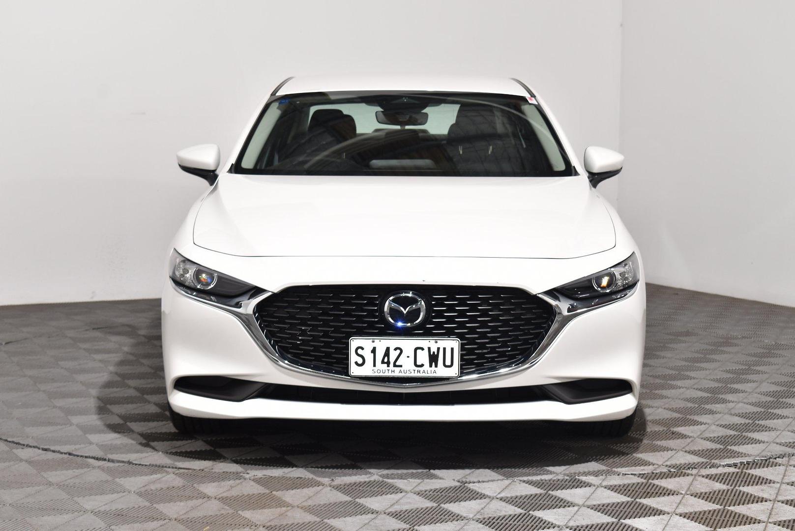 2024 Mazda 3 G20 Pure — photo 3