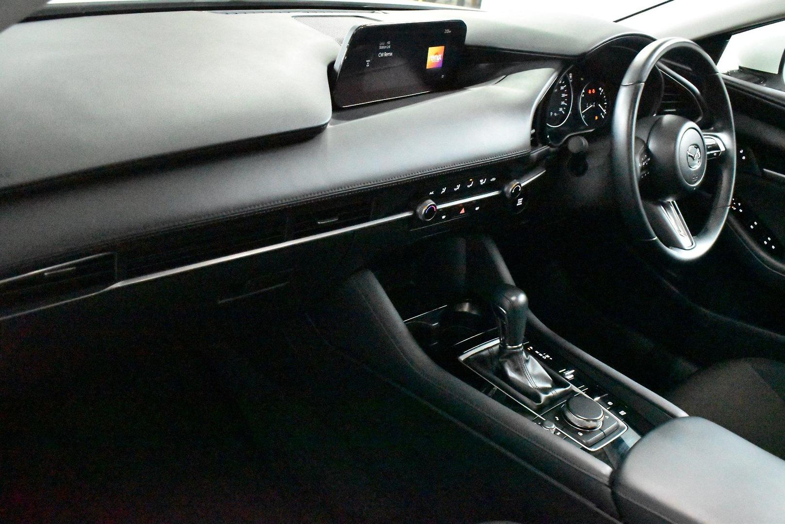 2024 Mazda 3 G20 Pure — photo 6