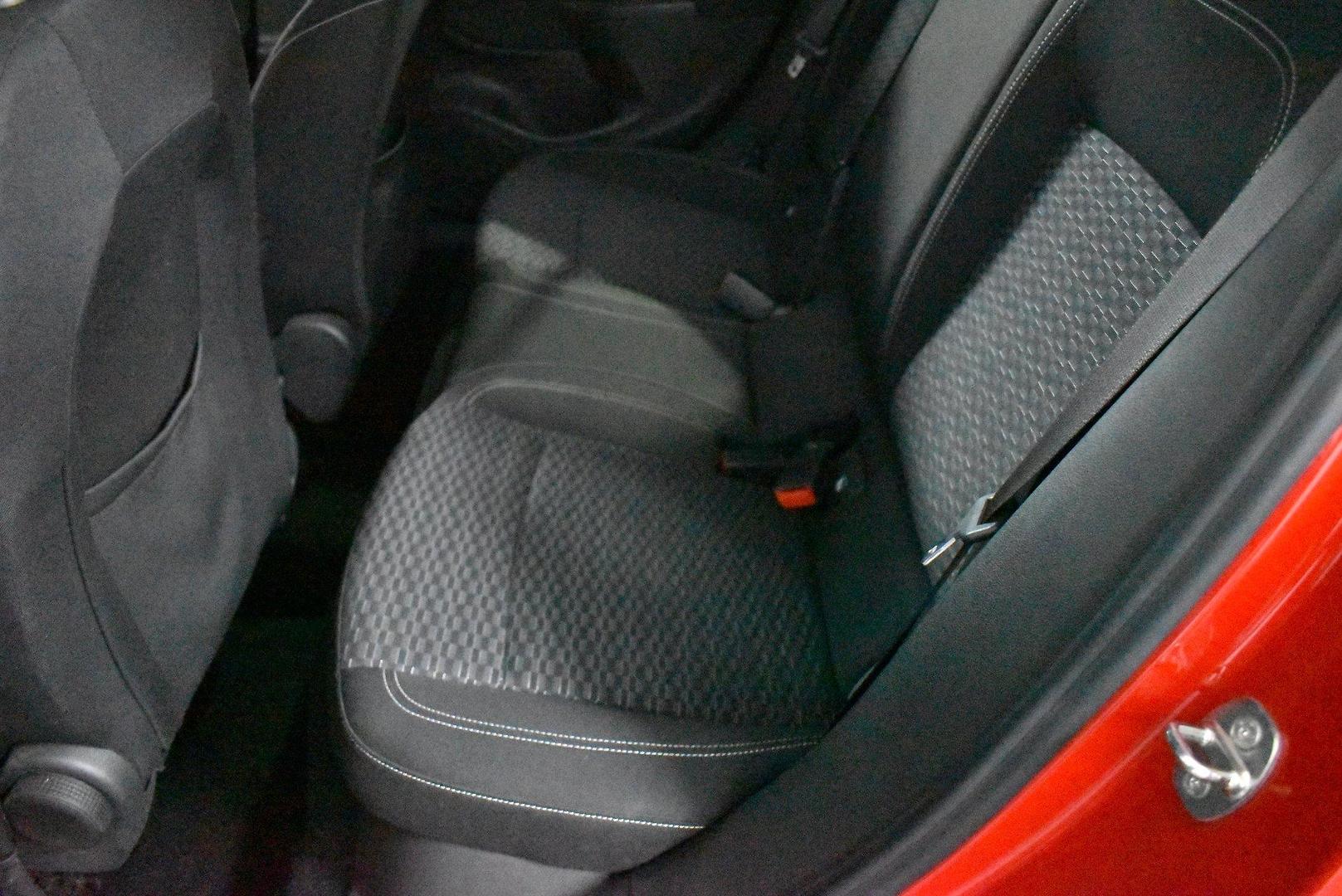 2016 Holden Astra R — photo 8