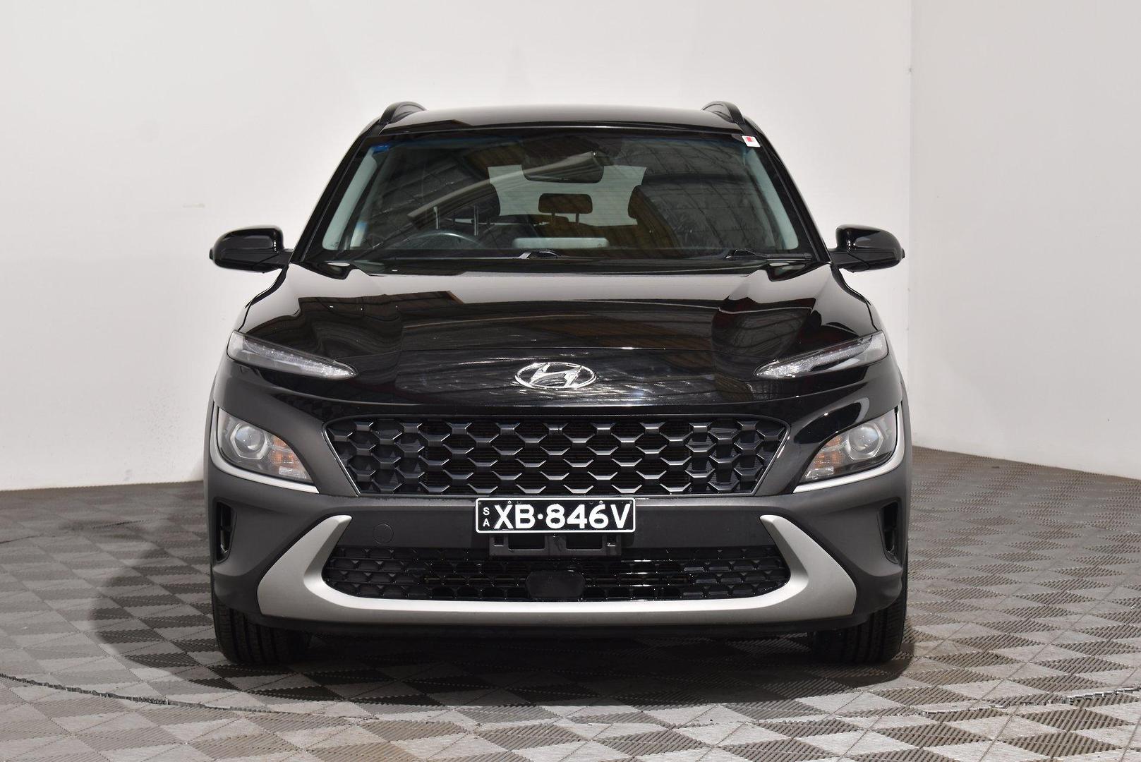 2021 Hyundai Kona Active — photo 3