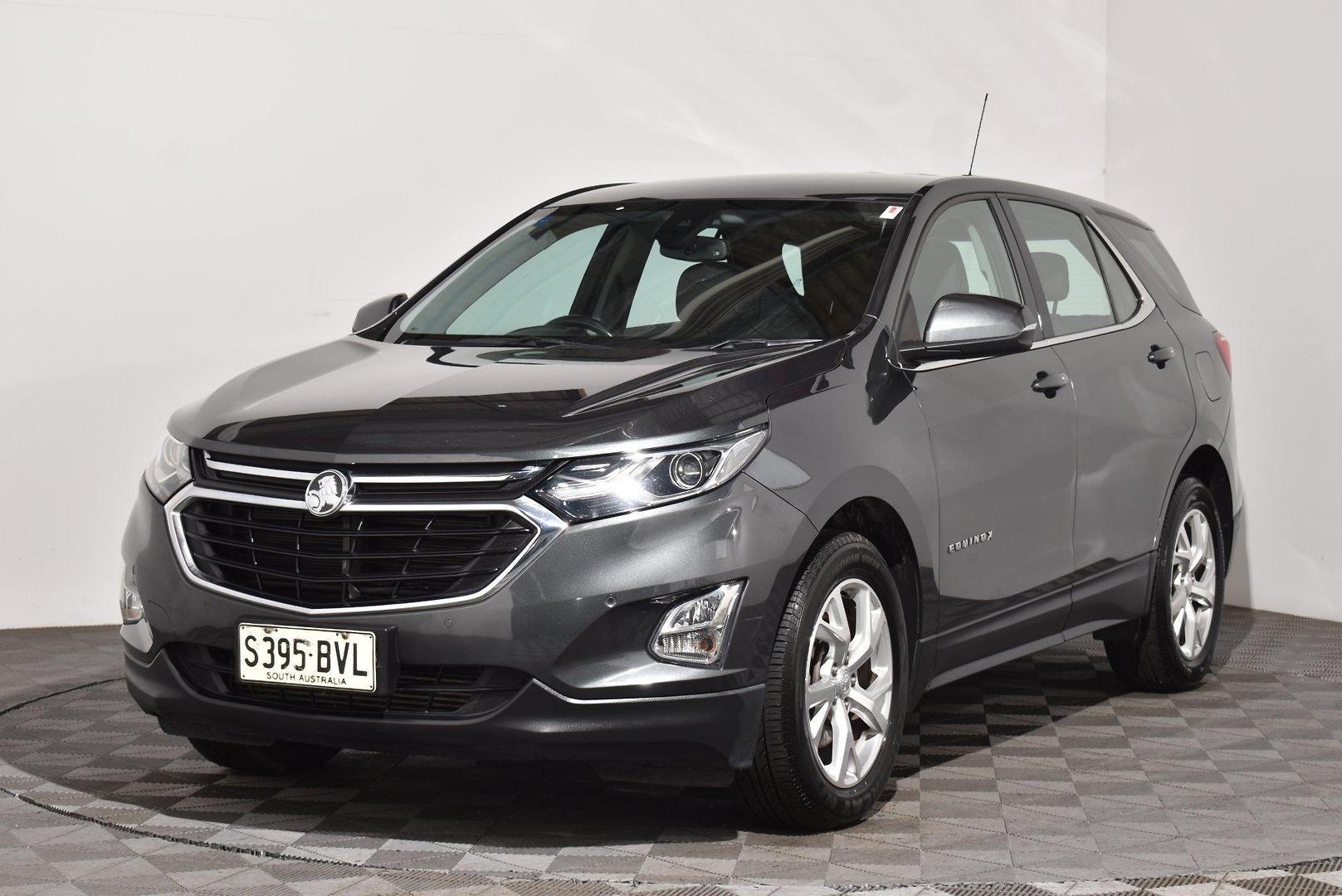 2017 Holden Equinox LT — photo 13