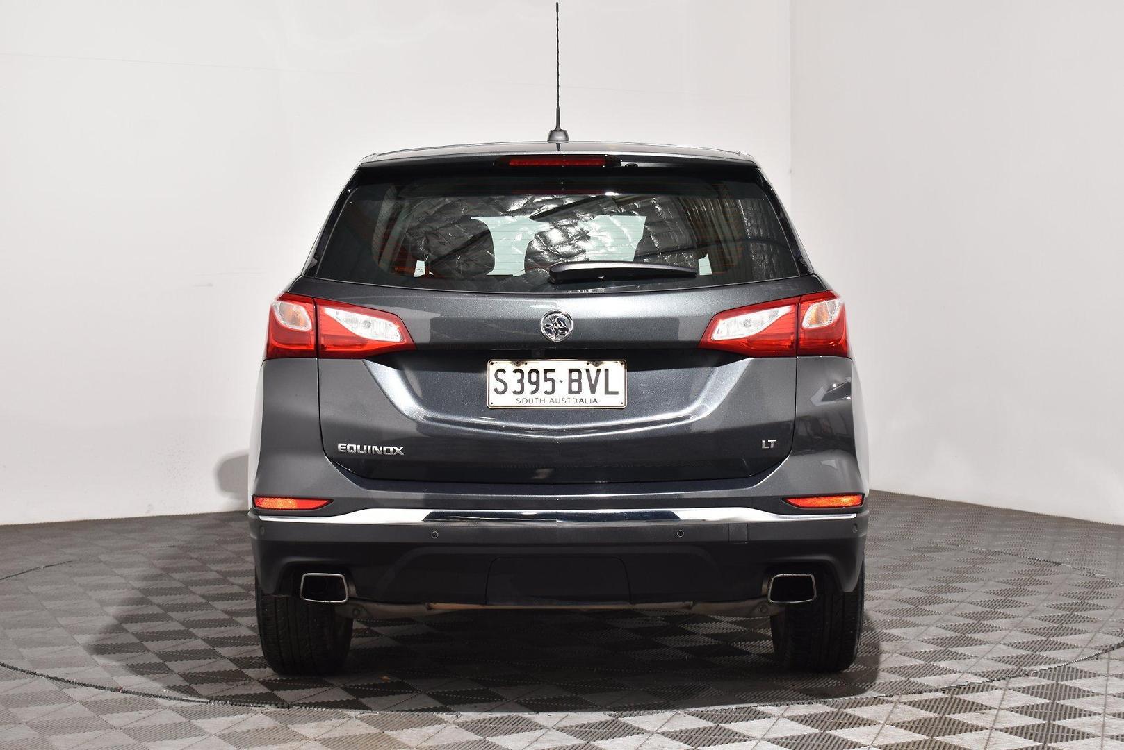 2017 Holden Equinox LT — photo 4