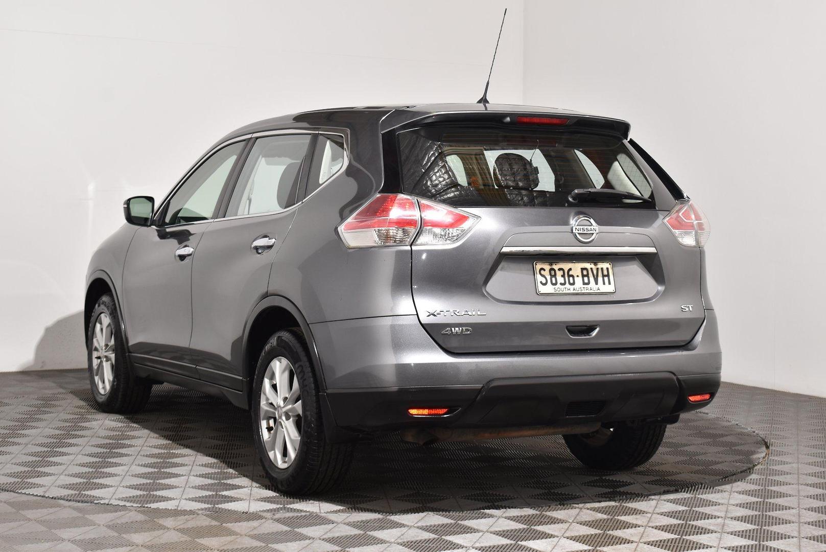 2016 Nissan X-TRAIL ST — photo 2