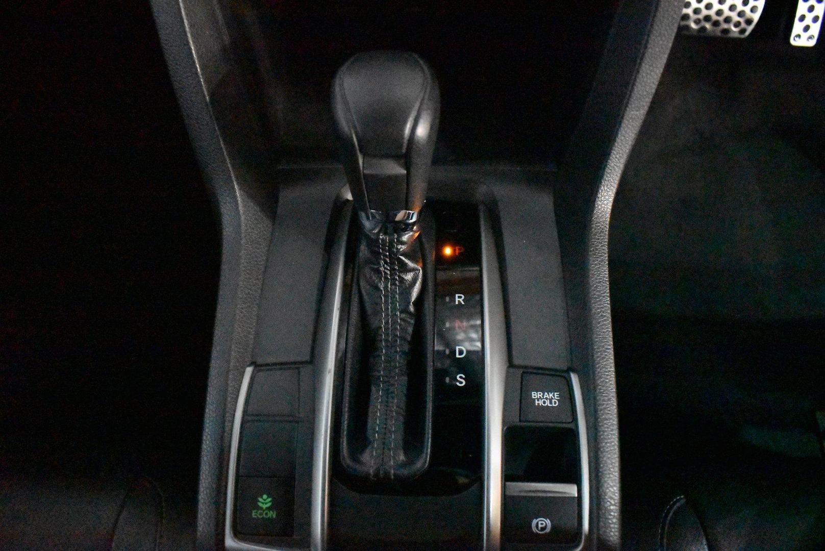 2017 Honda Civic RS — photo 20