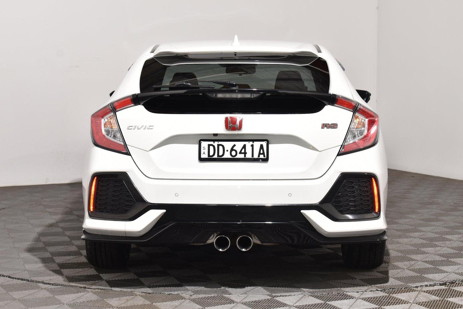 2017 Honda Civic RS — photo 4