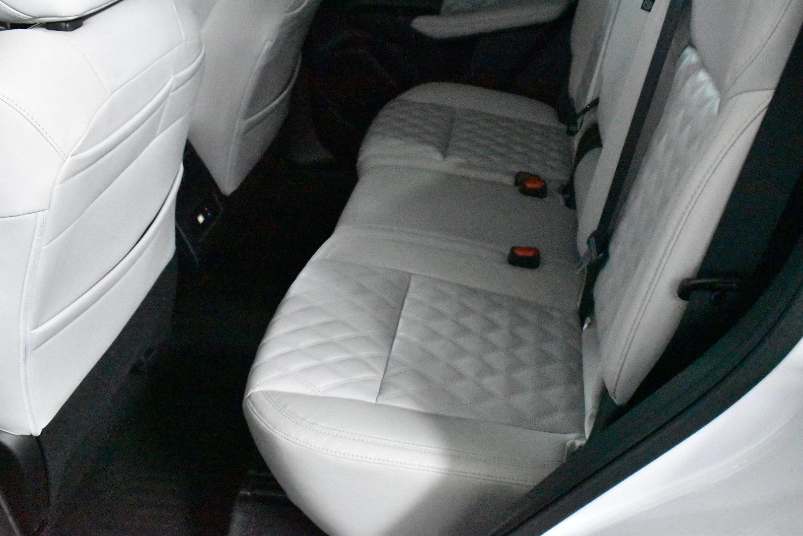 2023 Mitsubishi Outlander PHEV Exceed — photo 8