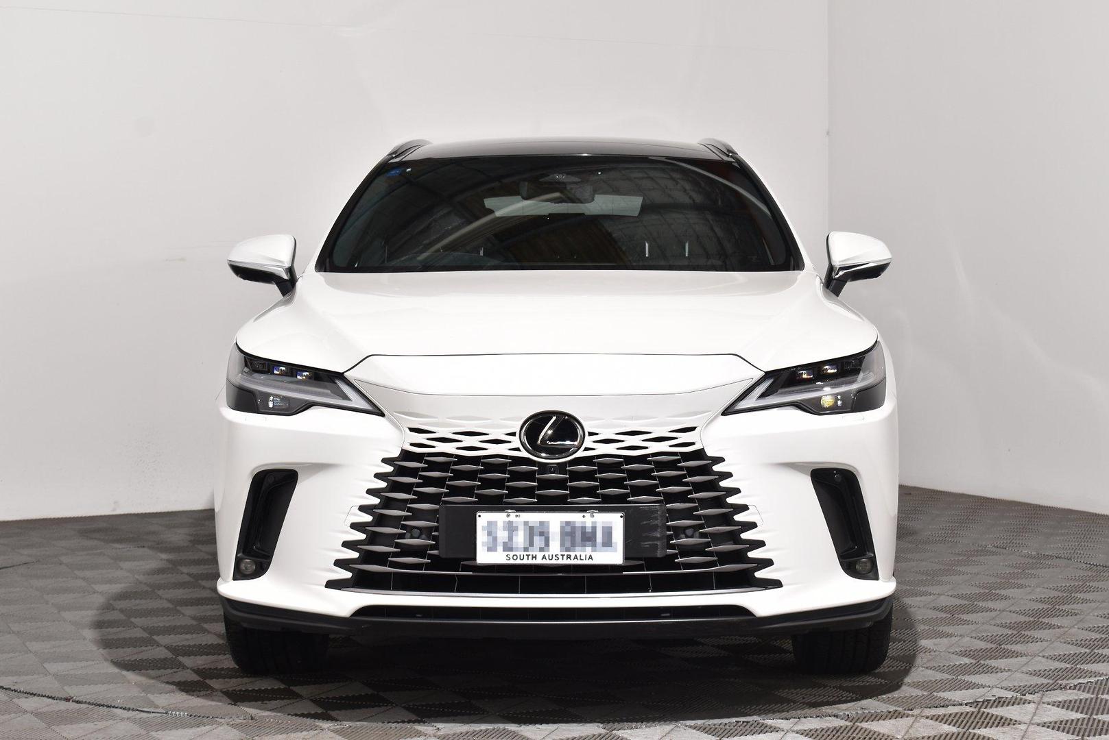 2023 Lexus RX RX350h Sports Luxury — photo 3