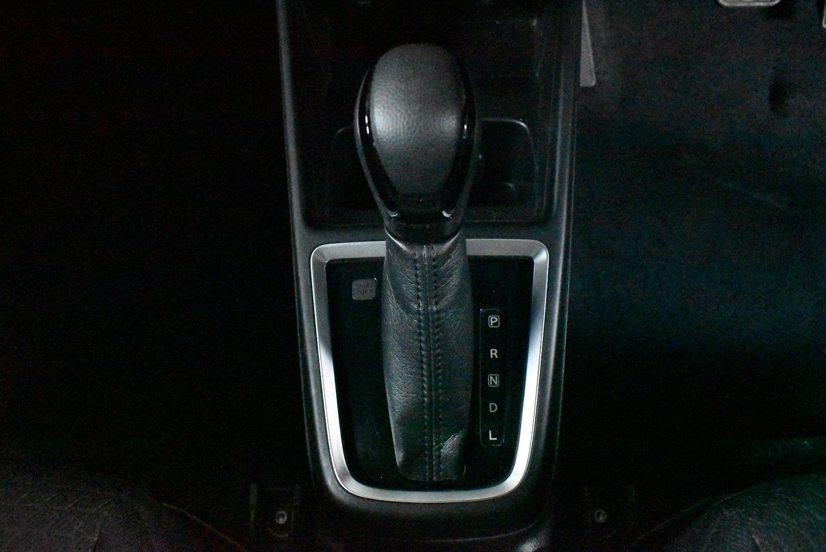 2020 Suzuki Swift GL Navigator — photo 20