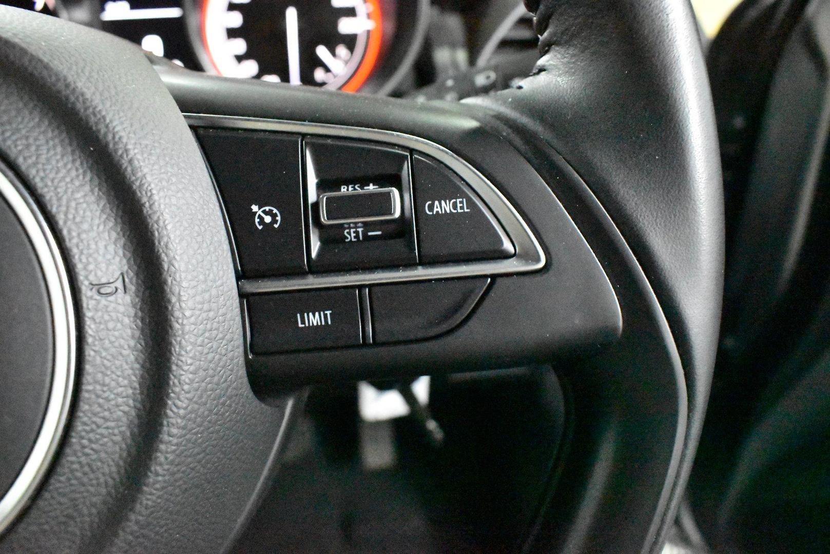 2020 Suzuki Swift GL Navigator — photo 22