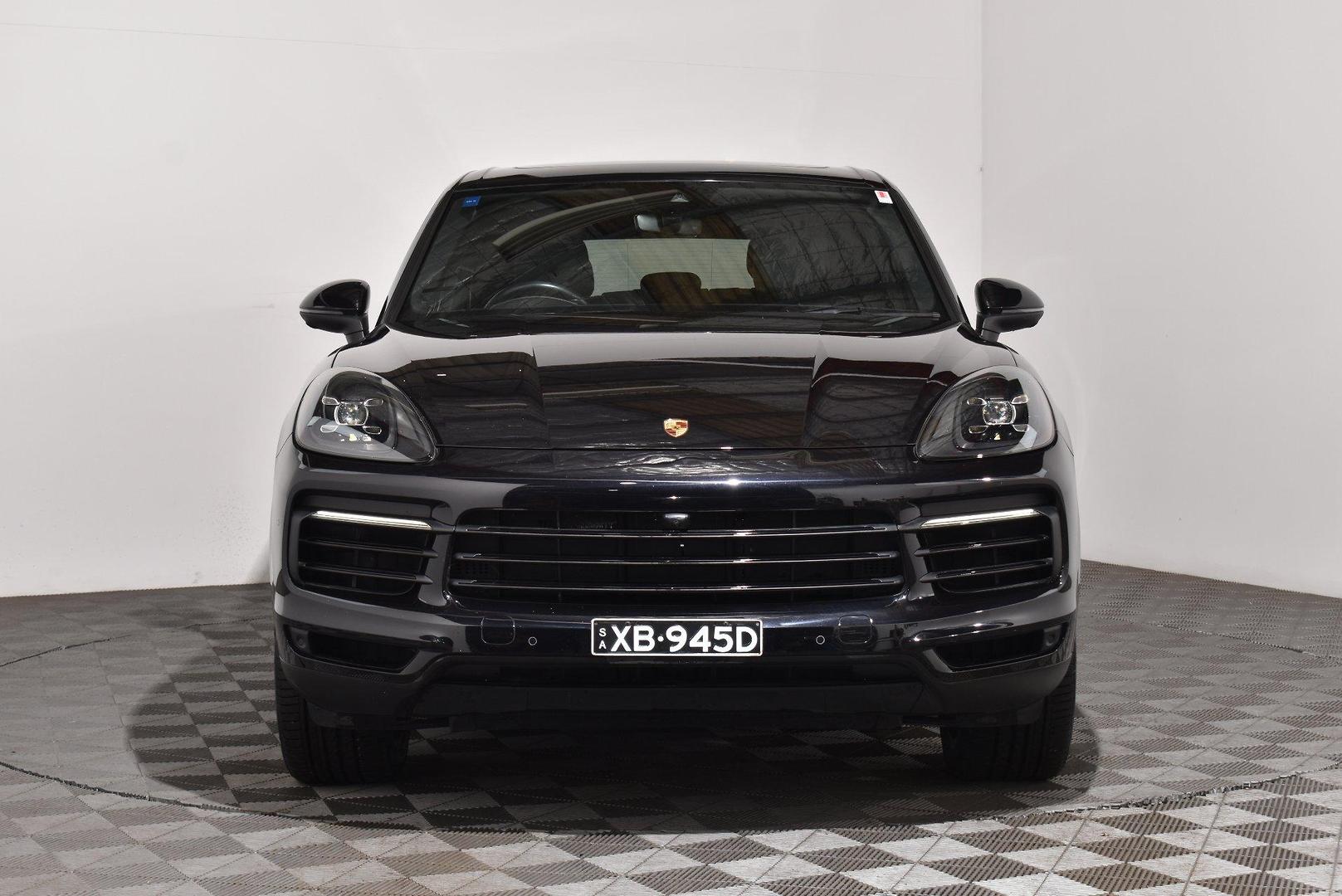 2020 Porsche Cayenne — photo 3