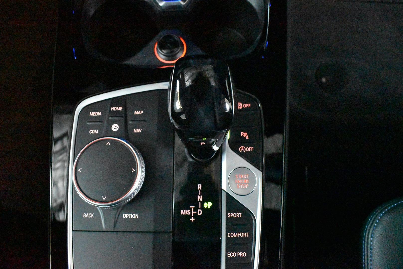 2020 BMW 2 Series 220i M Sport — photo 20