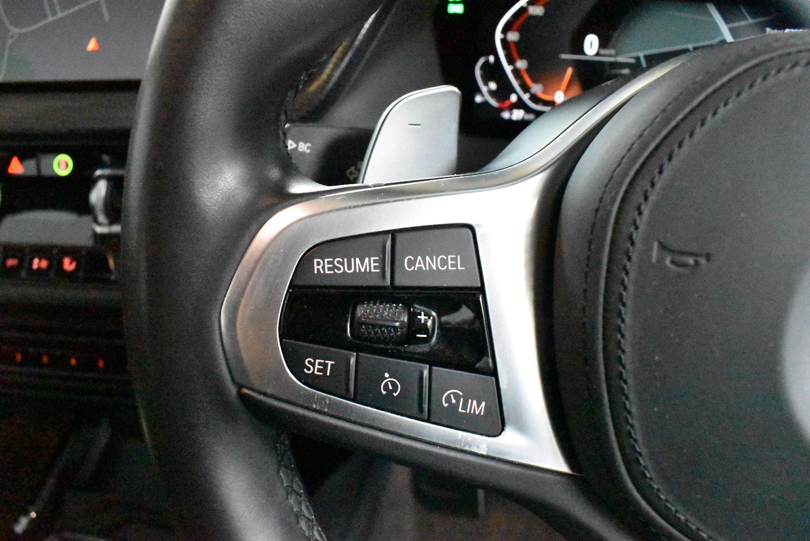 2020 BMW 2 Series 220i M Sport — photo 21