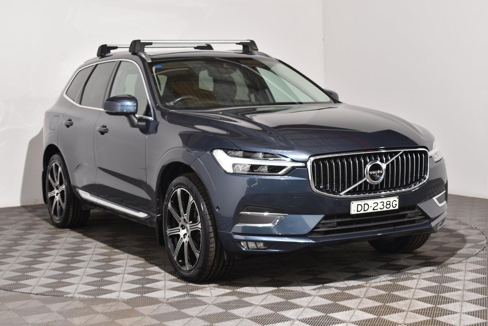 2018 Volvo XC60 D4 Inscription — photo 1