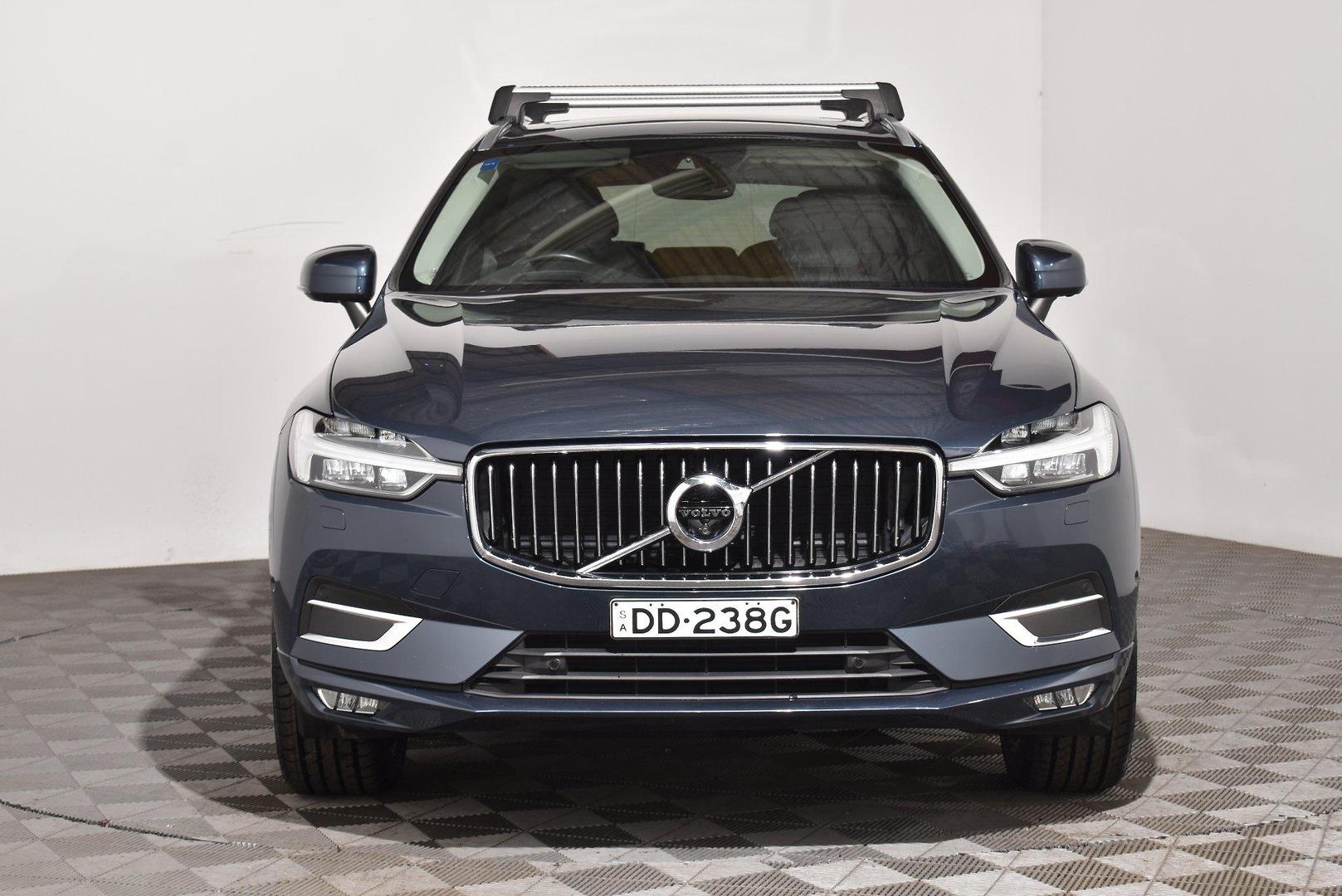 2018 Volvo XC60 D4 Inscription — photo 3