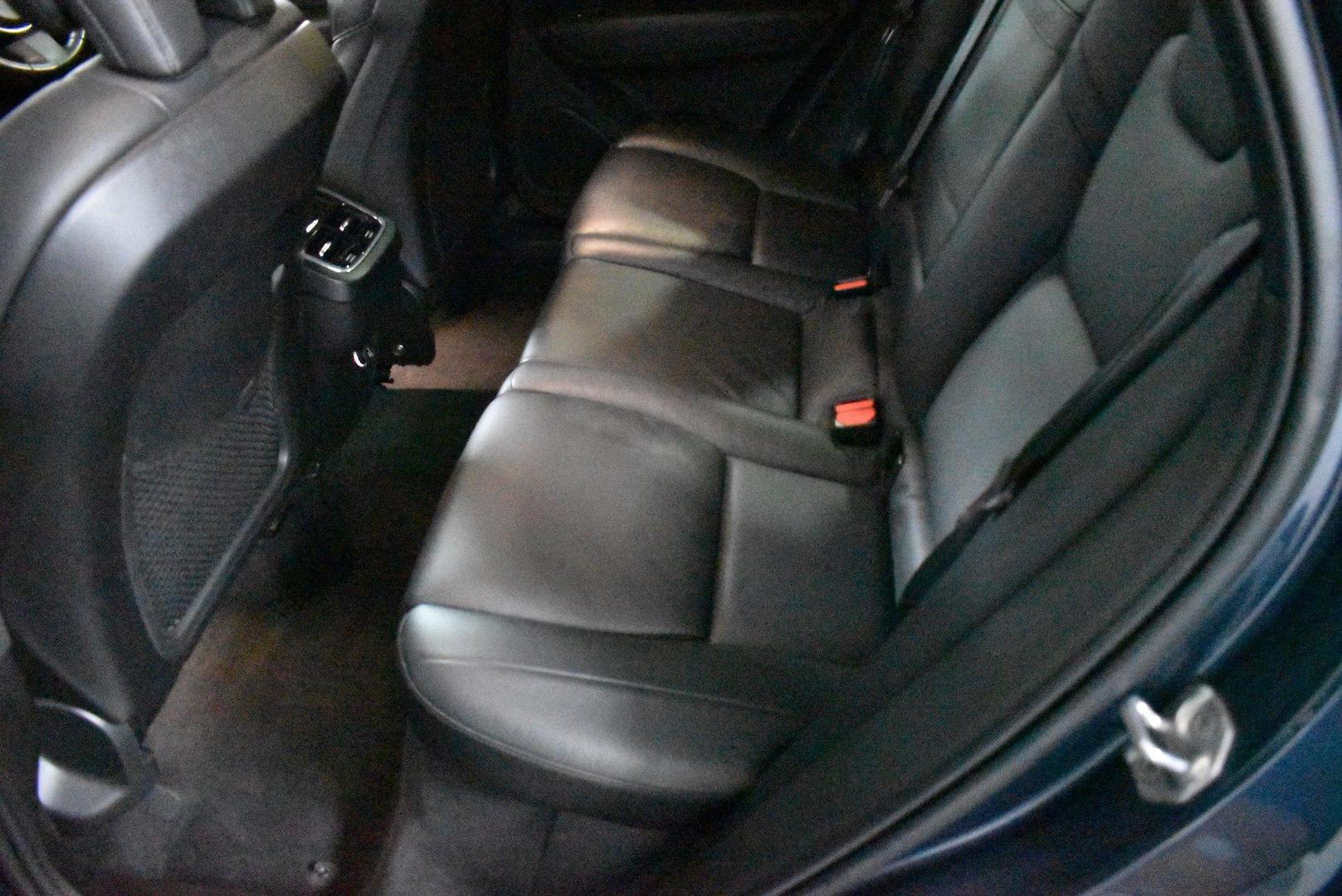 2018 Volvo XC60 D4 Inscription — photo 8