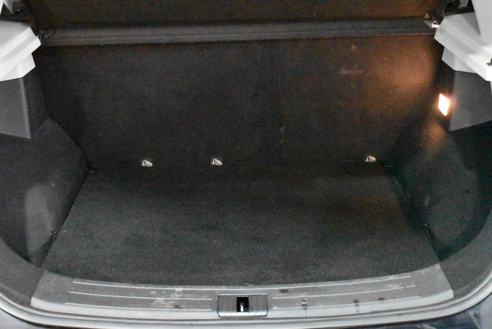 2021 MG ZST Essence — photo 16