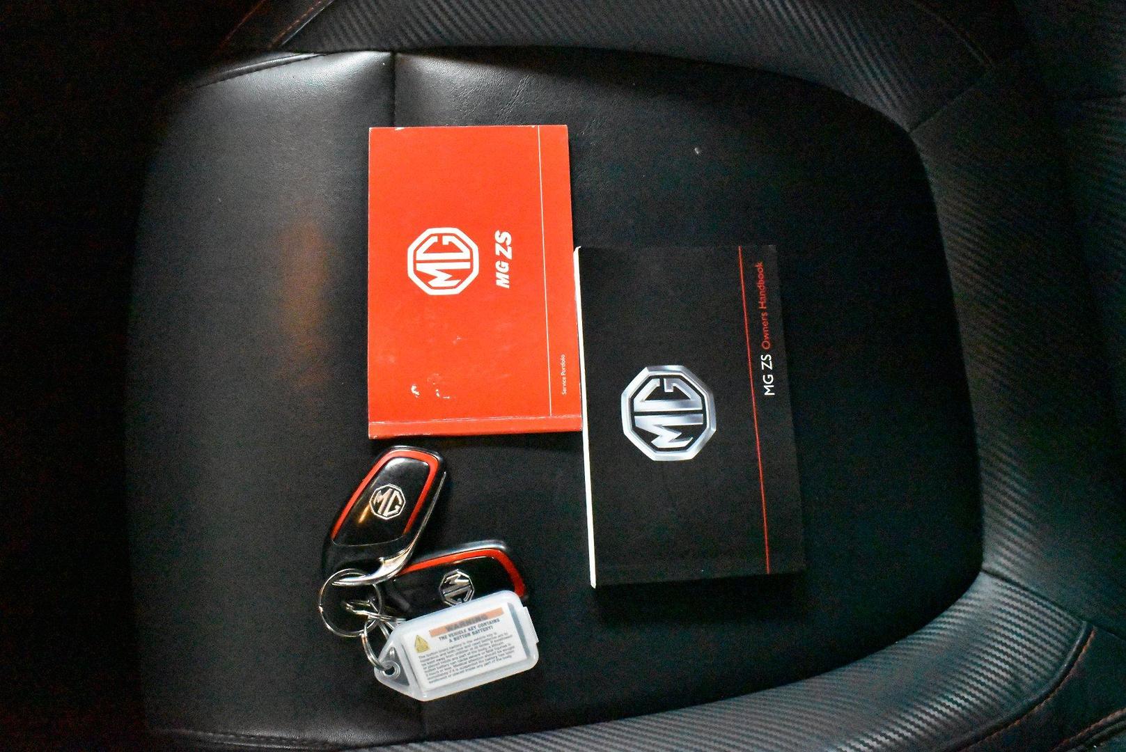 2021 MG ZST Essence — photo 27
