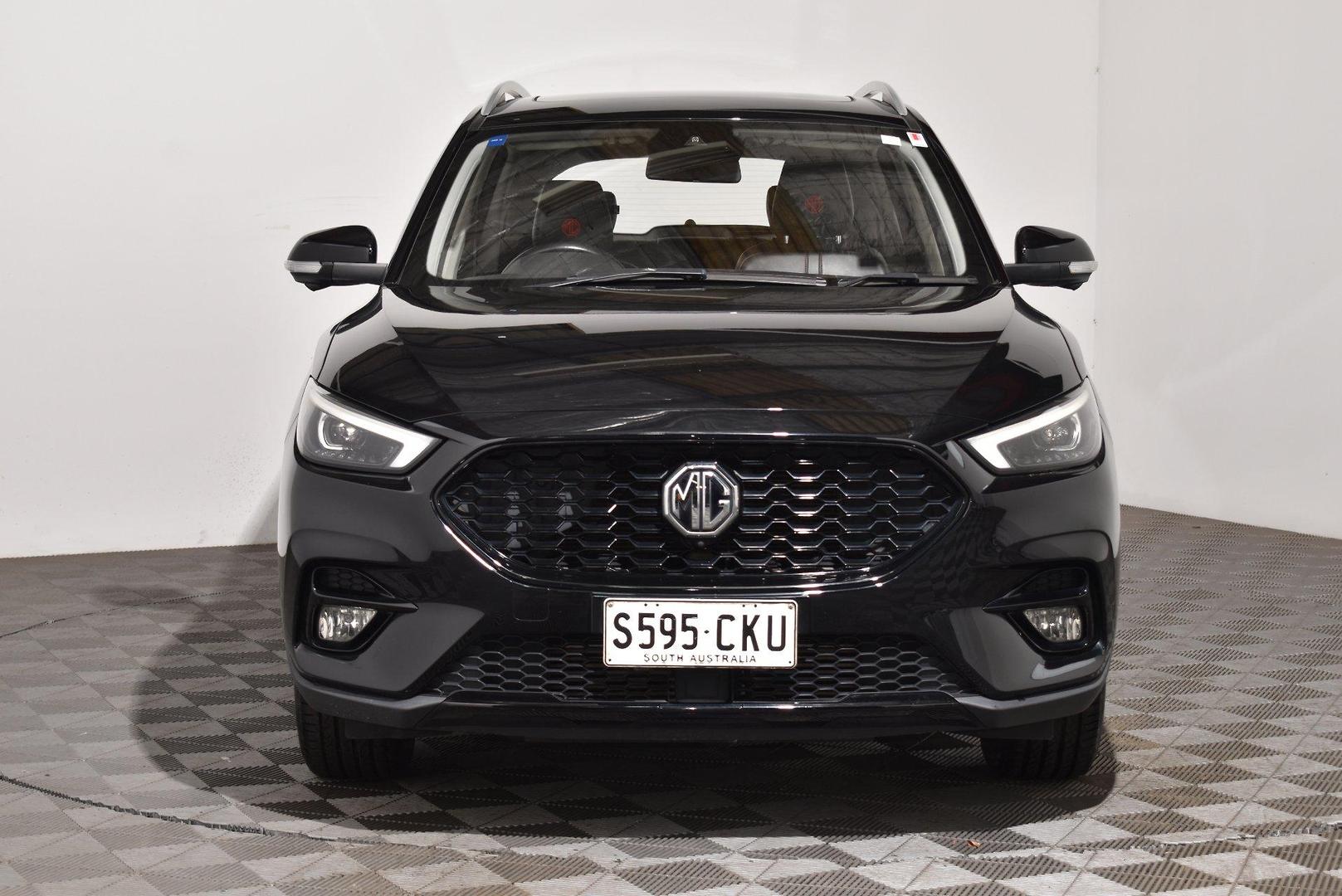 2021 MG ZST Essence — photo 3